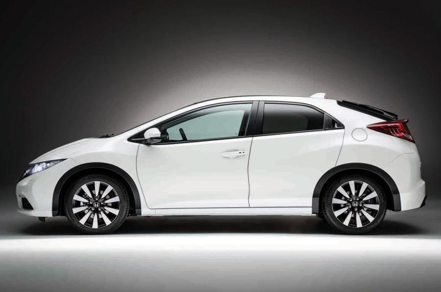  Honda Civic 2014 года  (EU) (фото 2 из 4)
